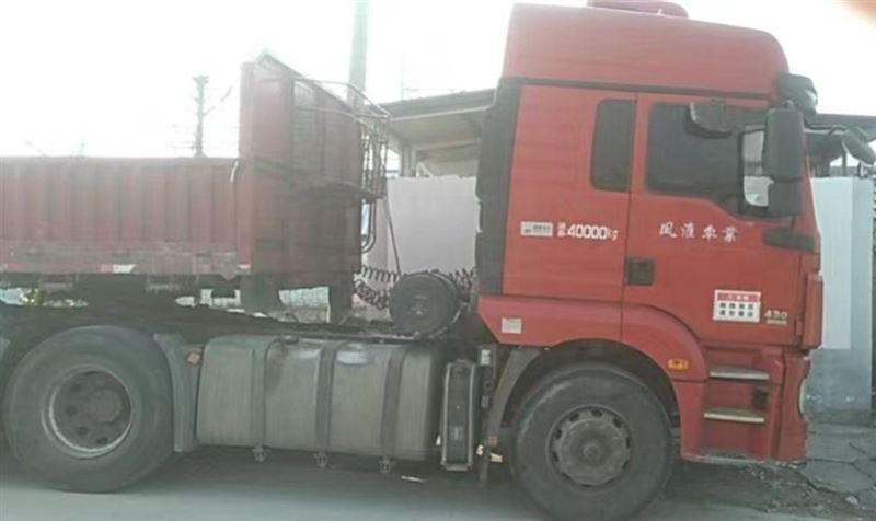 陕汽德龙 半挂车 栏板式 国5 